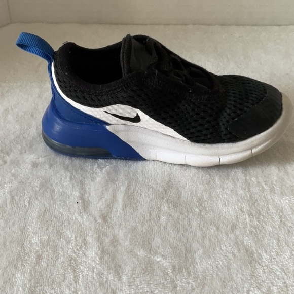 Nike air Black and Blue Mesh Slip-On Sneakers - Picture 6 of 7